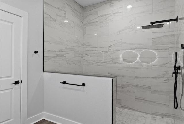 12444 SW 76th Ln, Dunnellon, FL 34432 - bathroom with walk in shower and baseboards