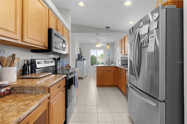 kitchen with light tile patterned floors, appliances with stainless steel finishes, ceiling fan, and recessed lighting