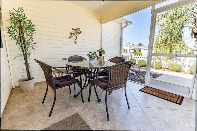 view of sunroom / solarium