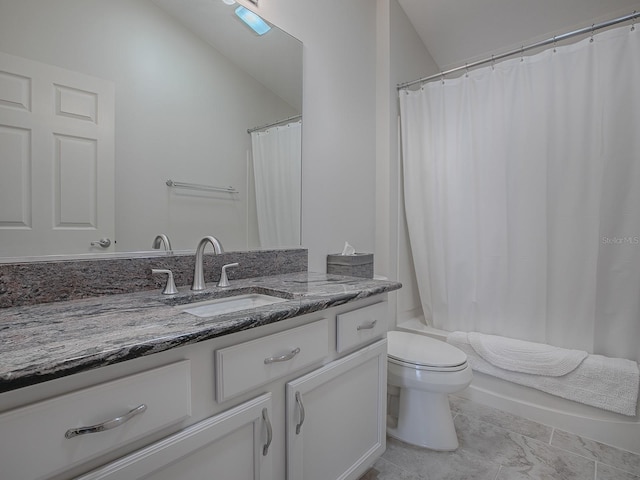 1829 Foxwood Ln, The Villages, FL 32162 - bathroom featuring vanity, lofted ceiling, toilet, and shower / bath combo