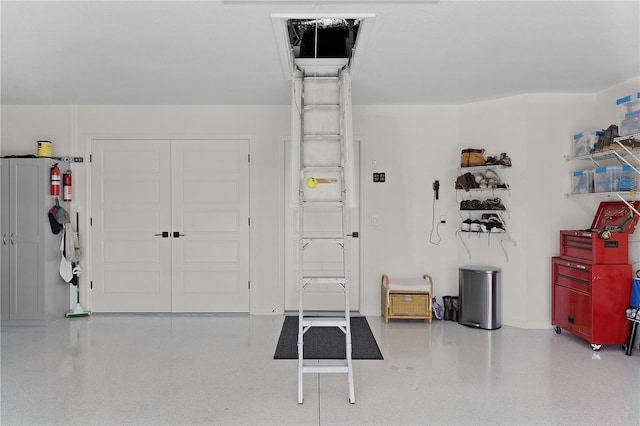 6444 Mcknight Loop, The Villages, FL 34762 - view of garage