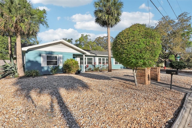 219 N Rossiter St, Mount Dora, FL 32757 - photo 5