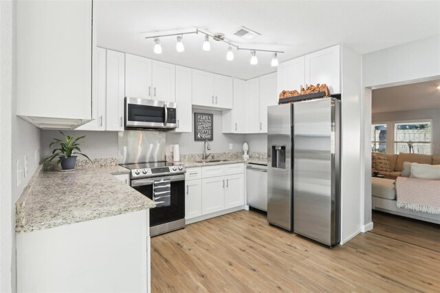 219 N Rossiter St, Mount Dora, FL 32757 - photo 15