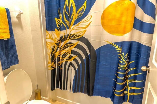 144 Primrose Dr, Davenport, FL 33837 - bathroom with curtained shower