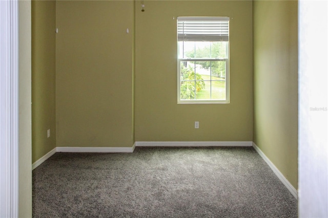 2572 Limerick Cir, Grand Island, FL 32735 - spare room featuring carpet floors and baseboards