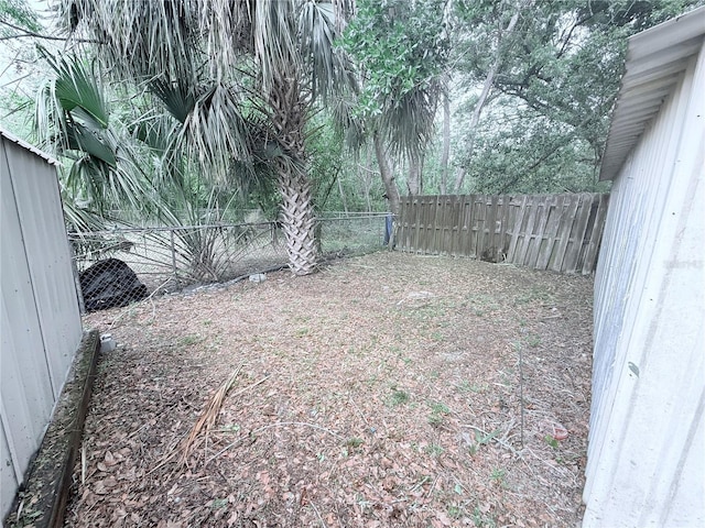 2423 Centennial Blvd, Leesburg, FL 34748 - view of yard featuring a fenced backyard