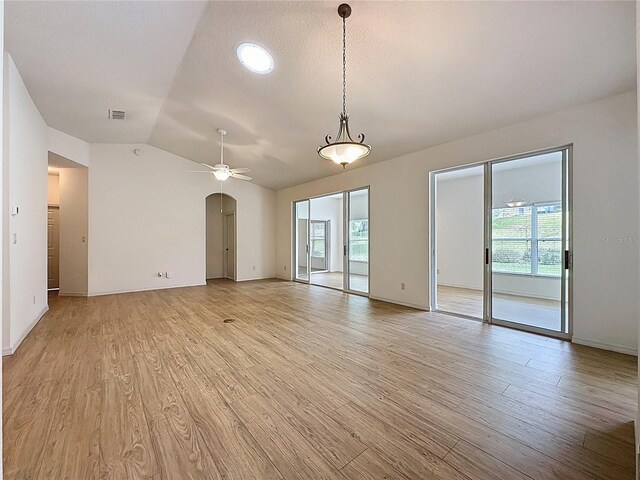 4419 Nottoway Dr, Leesburg, FL 34748 - photo 4