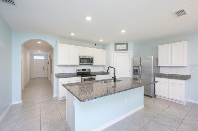 1731 Point O Woods Ct, Mount Dora, FL 32757