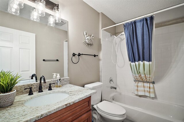 2142 Margarita Dr, The Villages, FL 32159 - bathroom featuring toilet, shower / bath combo, vanity, and a textured ceiling