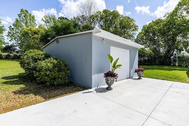 11619 Lane Park Rd, Tavares, FL 32778 - view of outdoor structure featuring driveway