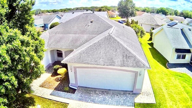 bird's eye view with a residential view