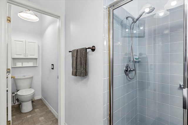 1917 Peachtree Ave, The Villages, FL 32162 - full bathroom featuring a stall shower and toilet