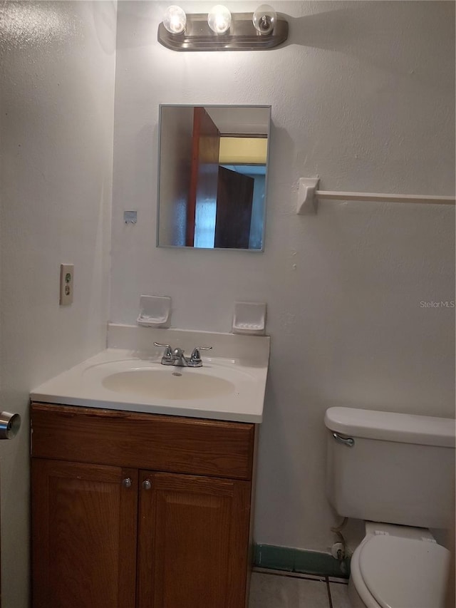 5177 Edwina St, Orlando, FL 32811 - bathroom featuring toilet and vanity