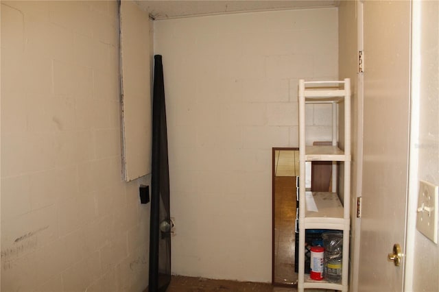 5177 Edwina St, Orlando, FL 32811 - interior space with concrete block wall