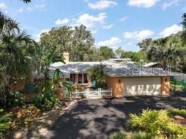 2121 Suzanne Dr, Mount Dora, FL 32757 - photo 1