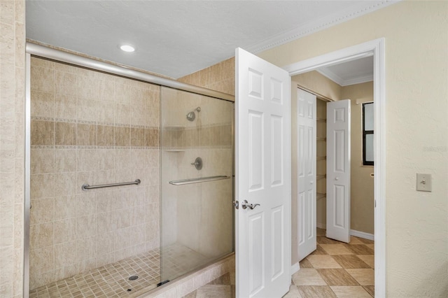 8640 E Henderson Trl, Inverness, FL 34450 - full bathroom with crown molding, recessed lighting, and a stall shower