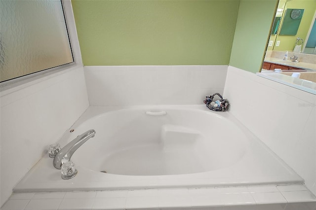 3828 Arbordale Ct, Leesburg, FL 34748 - bathroom with a garden tub