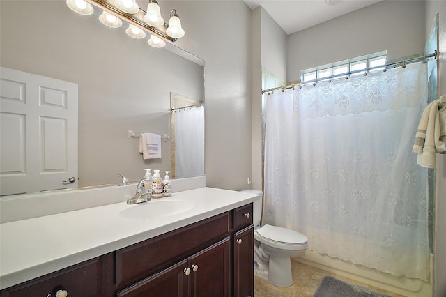 10021 Lake Miona Way, Oxford, FL 34484 - bathroom featuring tile patterned flooring, toilet, vanity, and shower / bath combination with curtain