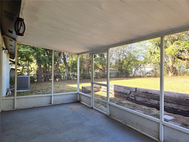 view of unfurnished sunroom
