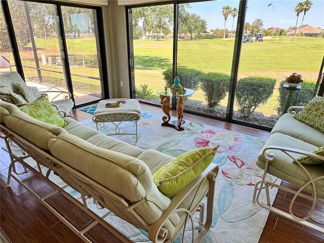 1985 Abordale Ln, The Villages, FL 32162 - sunroom / solarium with an outdoor hangout area