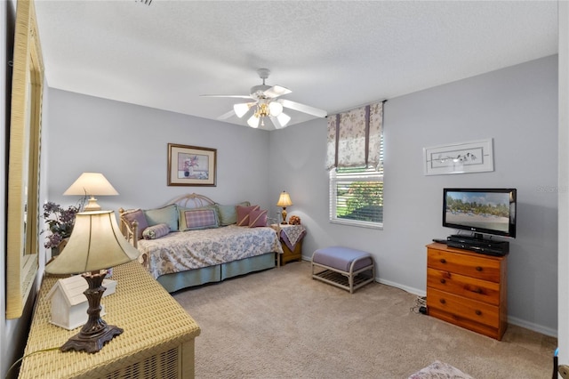 6608 Borg, Leesburg, FL 34748 - bedroom with carpet, baseboards, and a ceiling fan