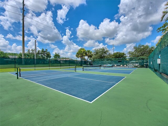 17787 SE 114th Ave, Summerfield, FL 34491 - view of tennis court with community basketball court and fence