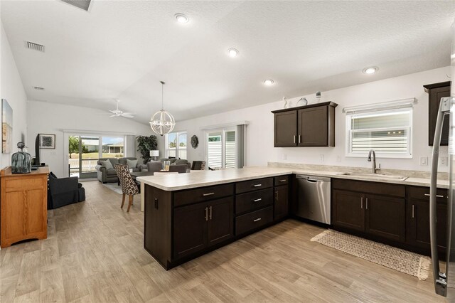 947 Couture St, The Villages, FL 32163 - photo 6