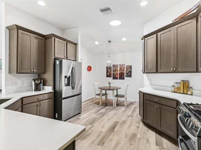 2006 Oppenheimer Ct, The Villages, FL 34762 - photo 5