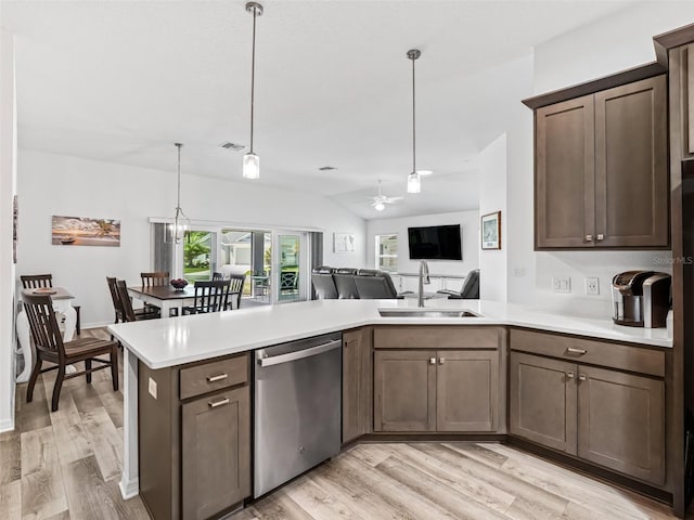 2006 Oppenheimer Ct, The Villages, FL 34762 - photo 6