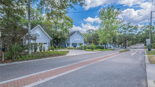 908 N Tremain St, Mount Dora, FL 32757 - view of road with sidewalks and a residential view
