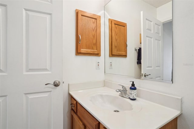 732 Ramirez Ave, The Villages, FL 32159 - bathroom featuring vanity