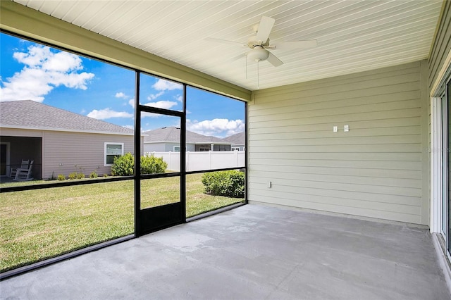 7796 SW 74th Loop, Ocala, FL 34481 - unfurnished sunroom with ceiling fan