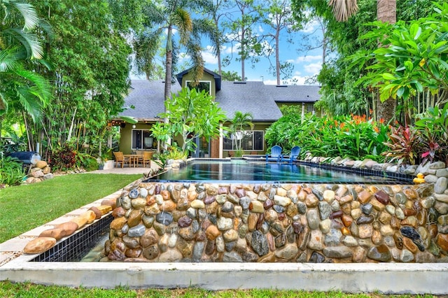 9642 Bear Lake Rd, Apopka, FL 32703 - pool featuring a patio area
