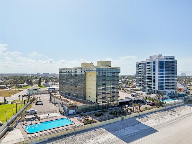 bird's eye view with a city view