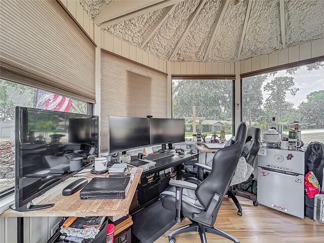 1001 N Lakeshore Blvd, Howey In The Hills, FL 34737 - office space with vaulted ceiling and wood finished floors
