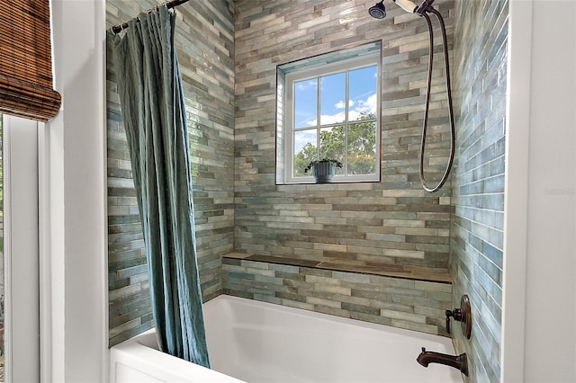 6905 Clayton St, Mount Dora, FL 32757 - bathroom featuring shower / bath combination with curtain