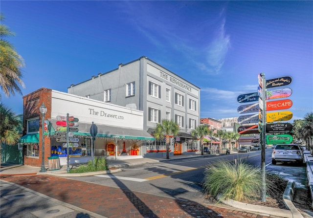 8492 Hartford Way, Mount Dora, FL 32757 - view of building exterior