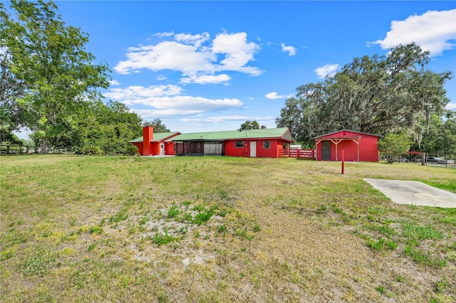 274 W Kings Hwy, Center Hill, FL 33514 - view of yard featuring a pole building and an outbuilding