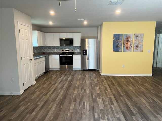 1721 Nebraska Loop, Sumterville, FL 33585 - photo 3