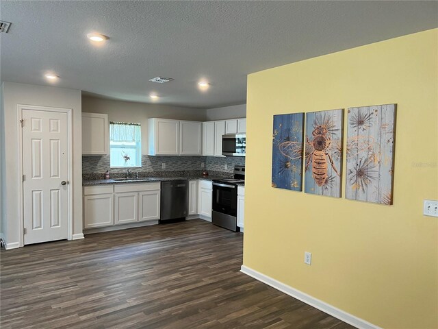 1721 Nebraska Loop, Sumterville, FL 33585 - photo 4