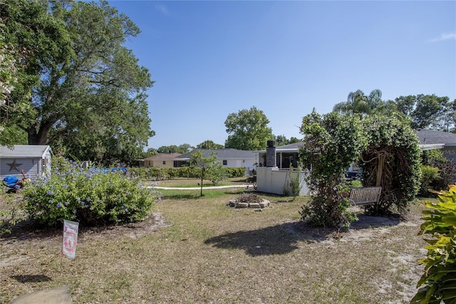 616 Third Ave, Lady Lake, FL 32159 - view of yard