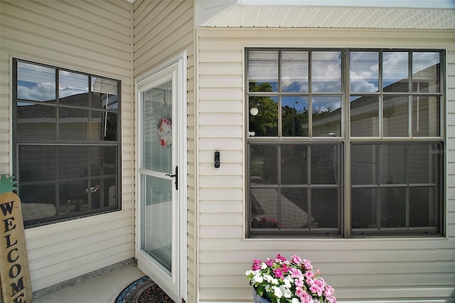 view of exterior entry