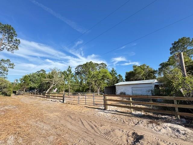 21240 SE 142nd St, Umatilla, FL 32784 - photo 10