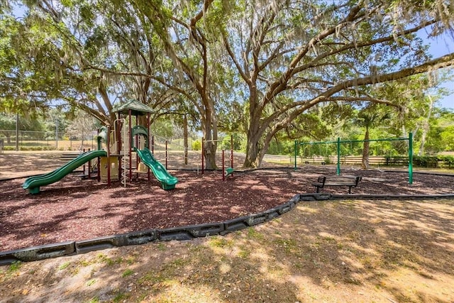 36700 Oconee Ave, Eustis, FL 32736 - community playground with fence