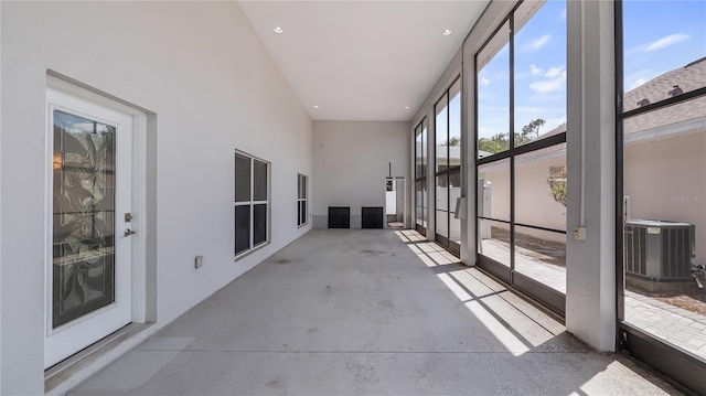 view of unfurnished sunroom