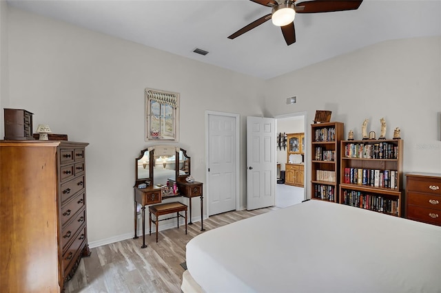 5500 Laver St, Leesburg, FL 34748 - bedroom featuring light wood-style floors, baseboards, and visible vents