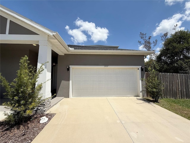 31857 Dahlia Ct, Eustis, FL 32736 - garage featuring driveway