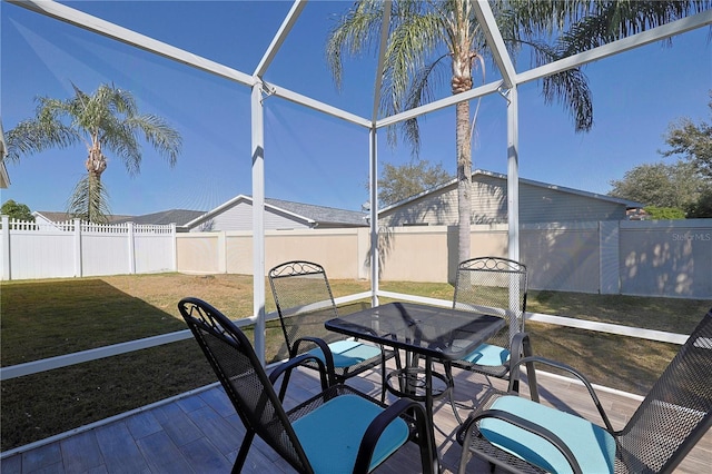 1451 Rosedale Way, The Villages, FL 32162 - sunroom featuring outdoor dining space