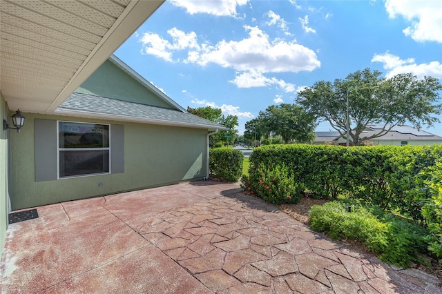 2750 Coral Reef Way, Tavares, FL 32778 - view of patio / terrace