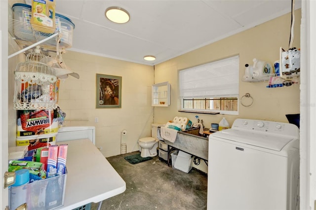 506 Richard St, Leesburg, FL 34748 - washroom with washer / dryer
